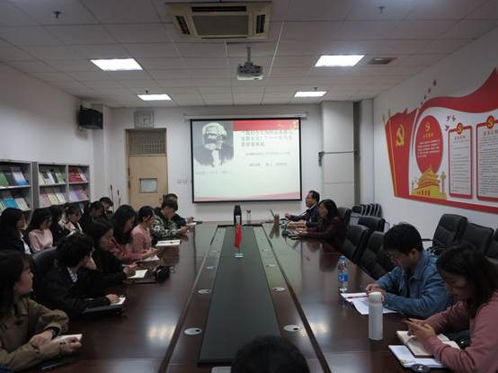 说明: I:\2019\照片发布\2019-10-16学术讲座河南财经政法大学路向峰\IMG_0003.JPG